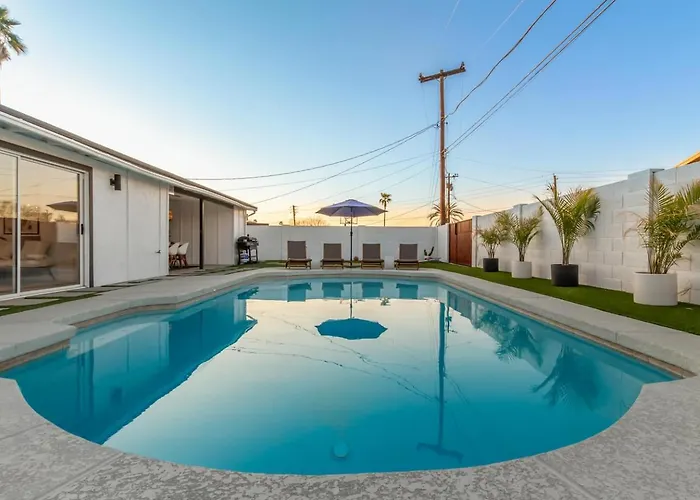 Parkway Pearl By Asu - Heated Pool, Fire Pit, Putt